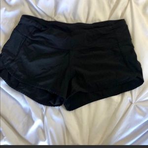 lululemon workout short size 4